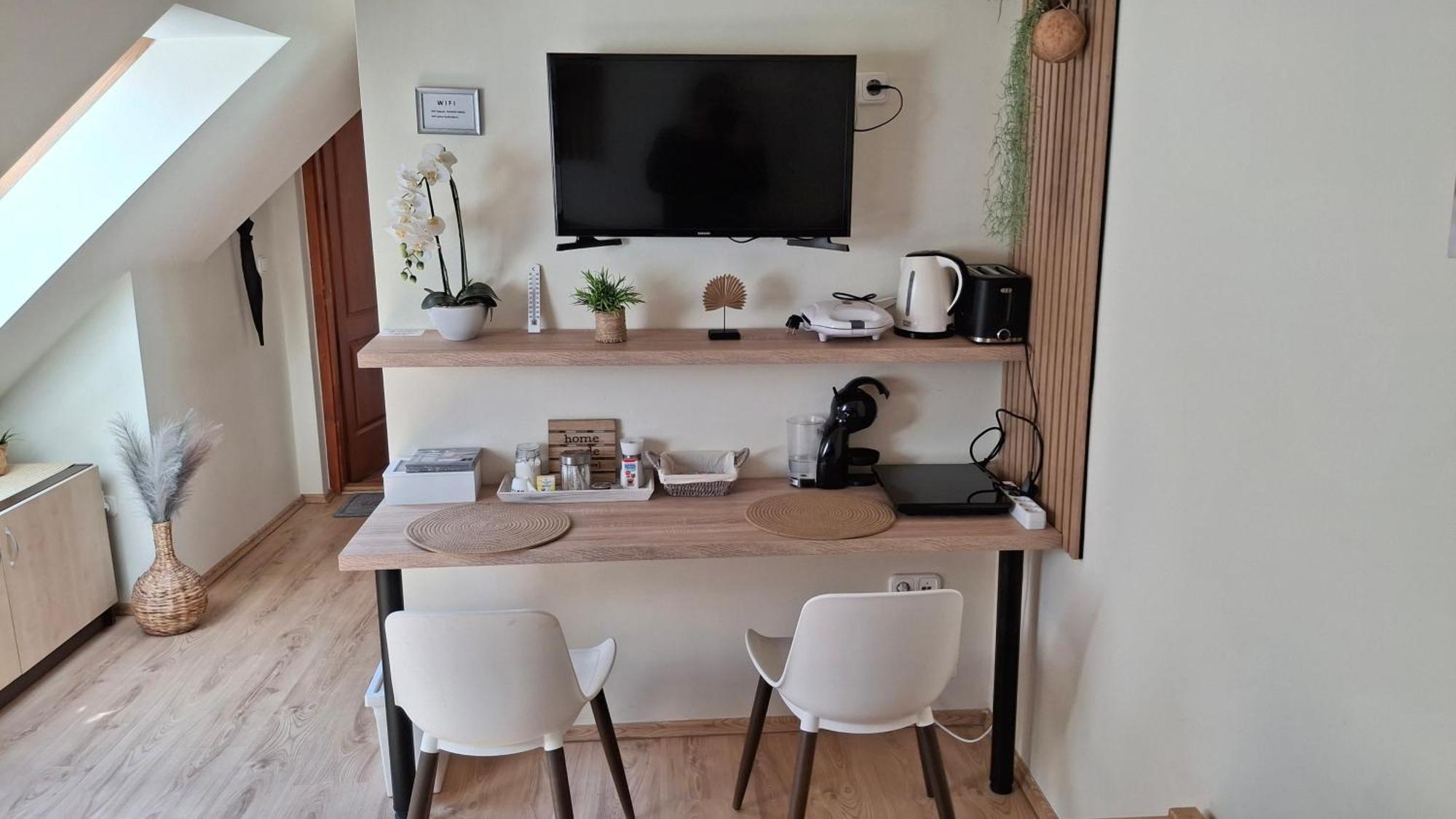 Takacs Vendeghaz 2 Apartment